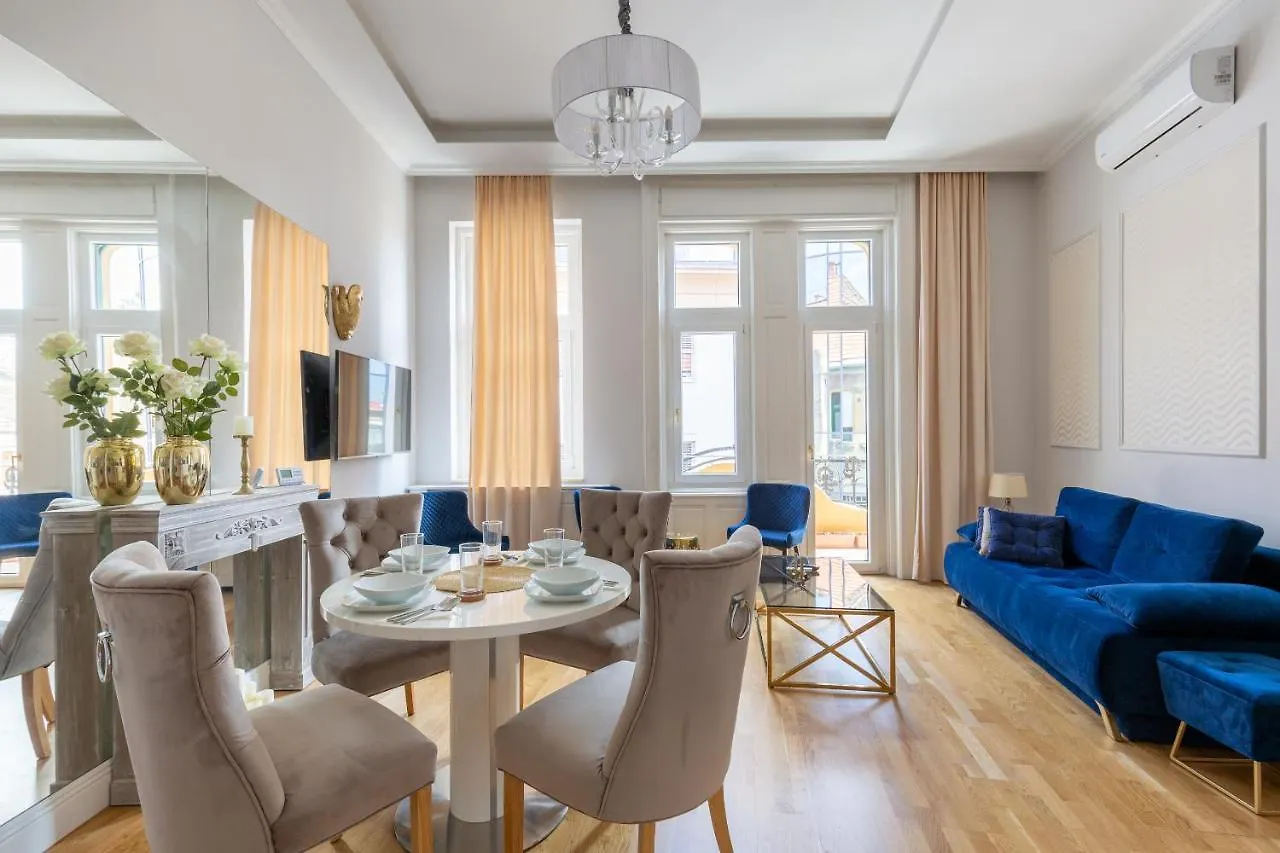 Designer Luxury Home In The Jewish Quarter Budapest Hungary