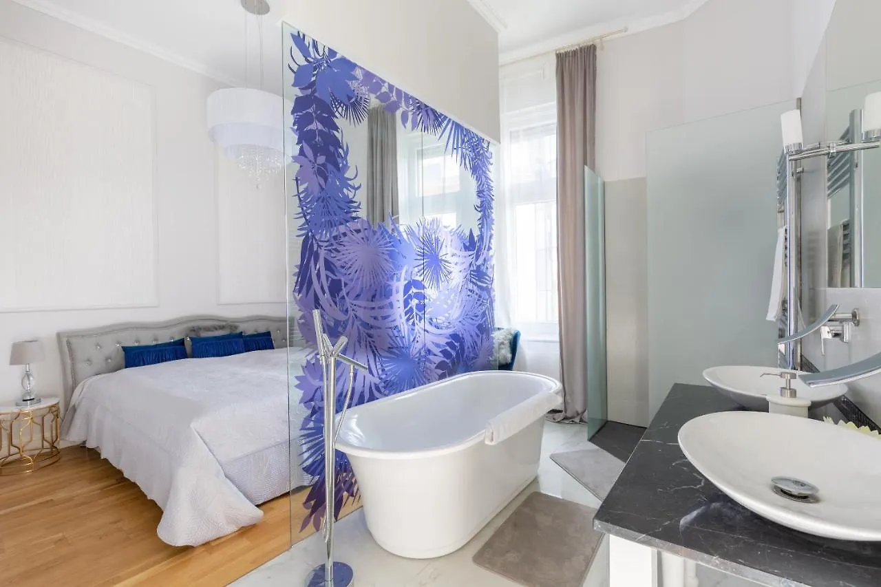 Designer Luxury Home In The Jewish Quarter Budapest Apartment