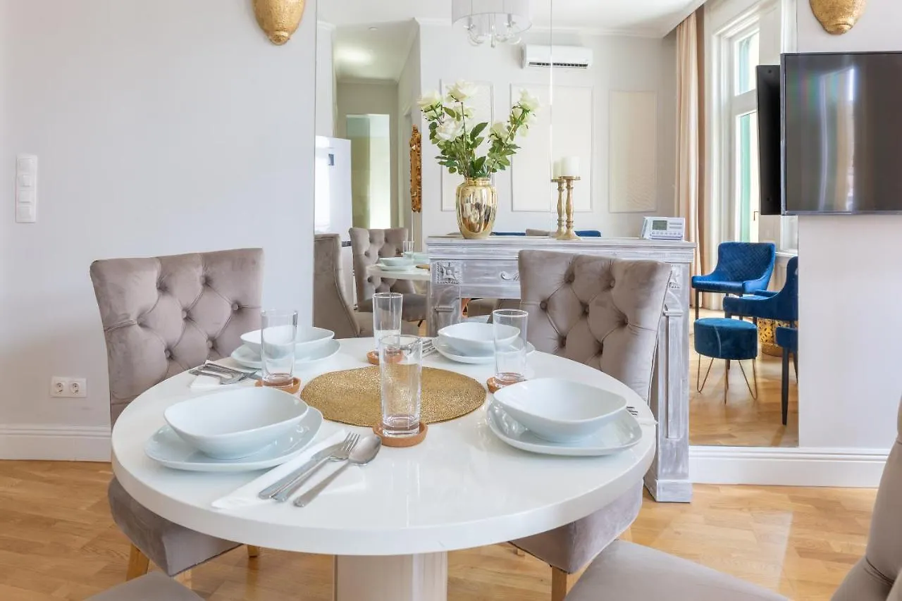 Designer Luxury Home In The Jewish Quarter Budapest Apartment